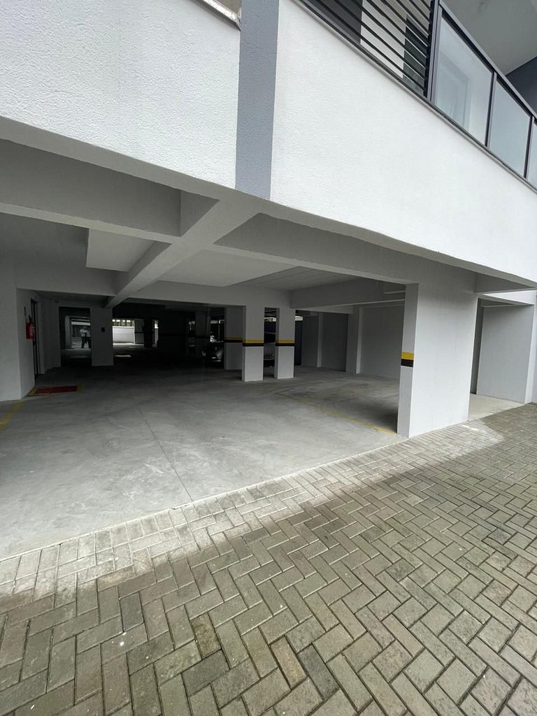 RCM Vilas - Apartamento 504 Novo - Conforto no Saguaçú!