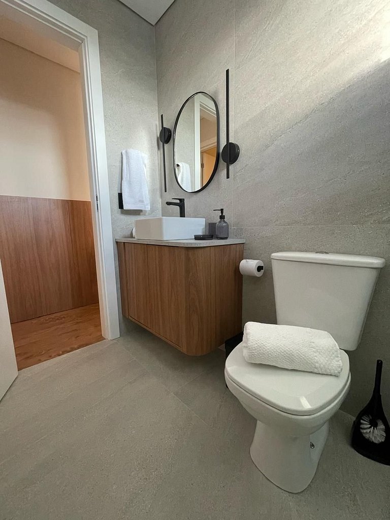 RCM Vilas - Apartamento Novo - Conforto no Saguaçú!