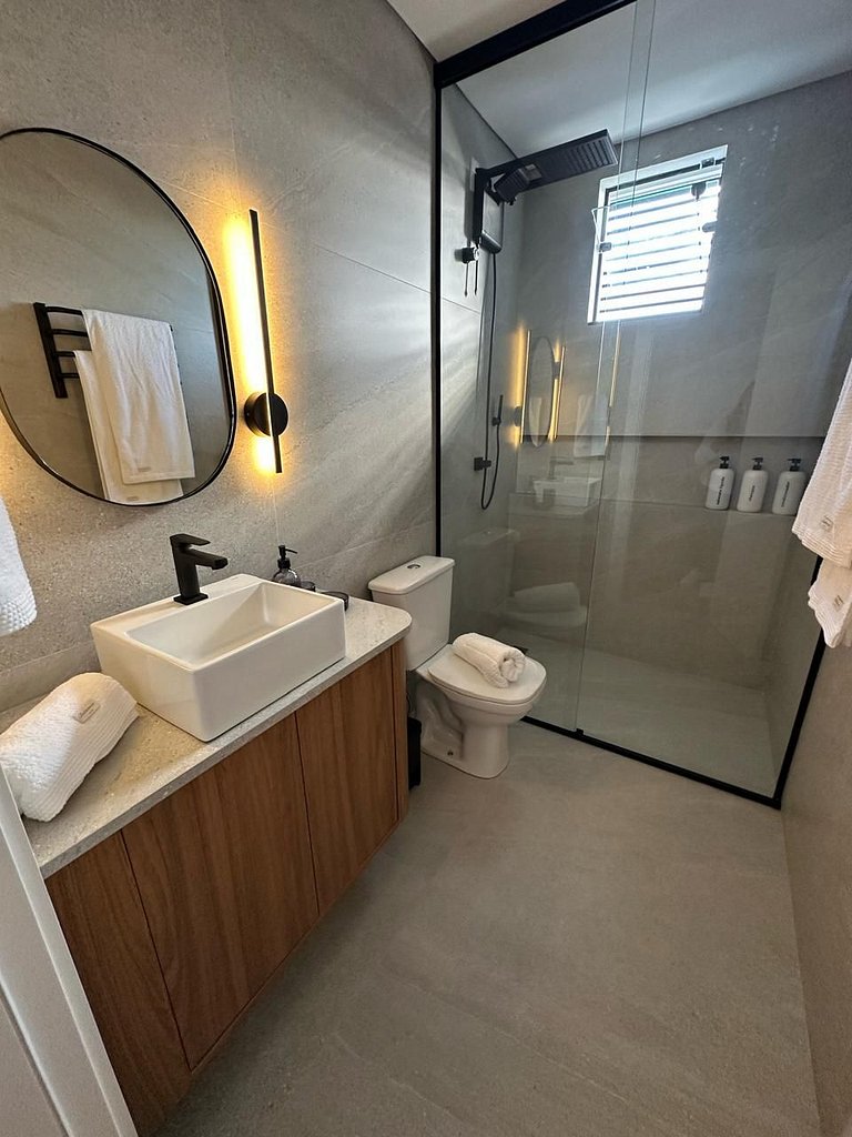 RCM Vilas - Apartamento 504 Novo - Conforto no Saguaçú!